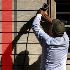 Siding Removal and Disposal in Montura, FL